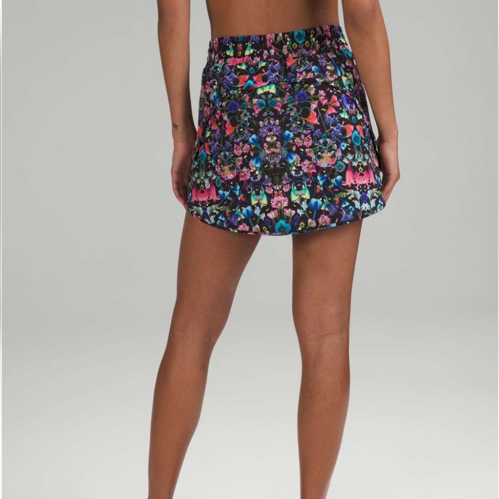 Lululemon Hotty Hot High-Rise SkirtFlowerscope Black Multi / Black Tennis Golf - Picture 2 of 11